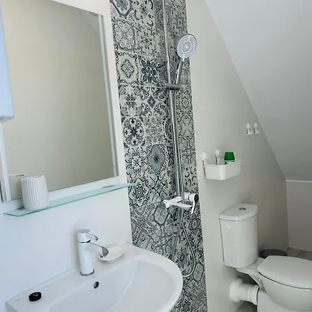 гнездото L The Nest Apartment Burgas